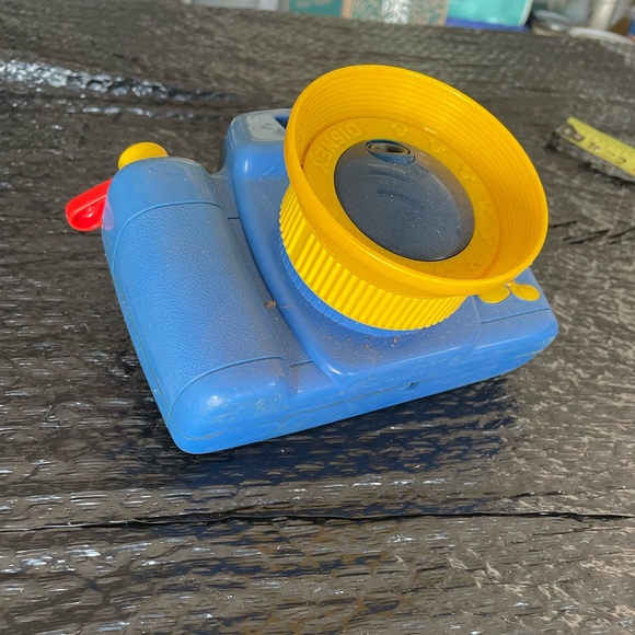 Vintage 1990 Mickey Mouse bubble camera - Picture 2 of 5